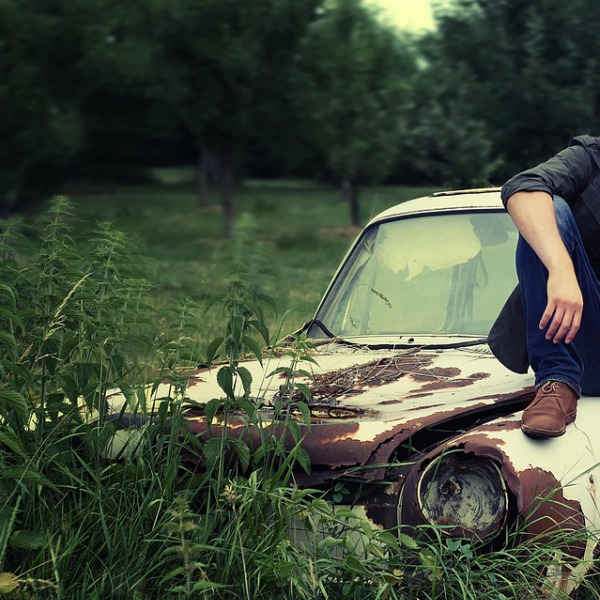 car detailer man